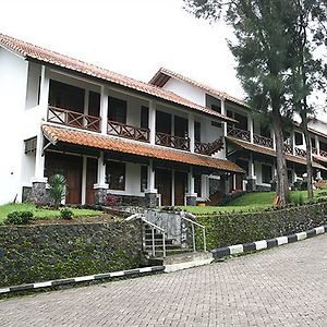 Berlian Resort
